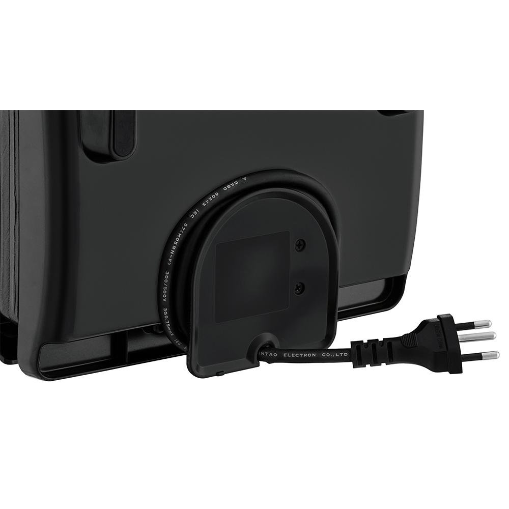 Sanduicheira Black + Decker 700W, 220V - SM750-B2 Sanduicheira Black + Decker 700W, 220V - SM750-B2