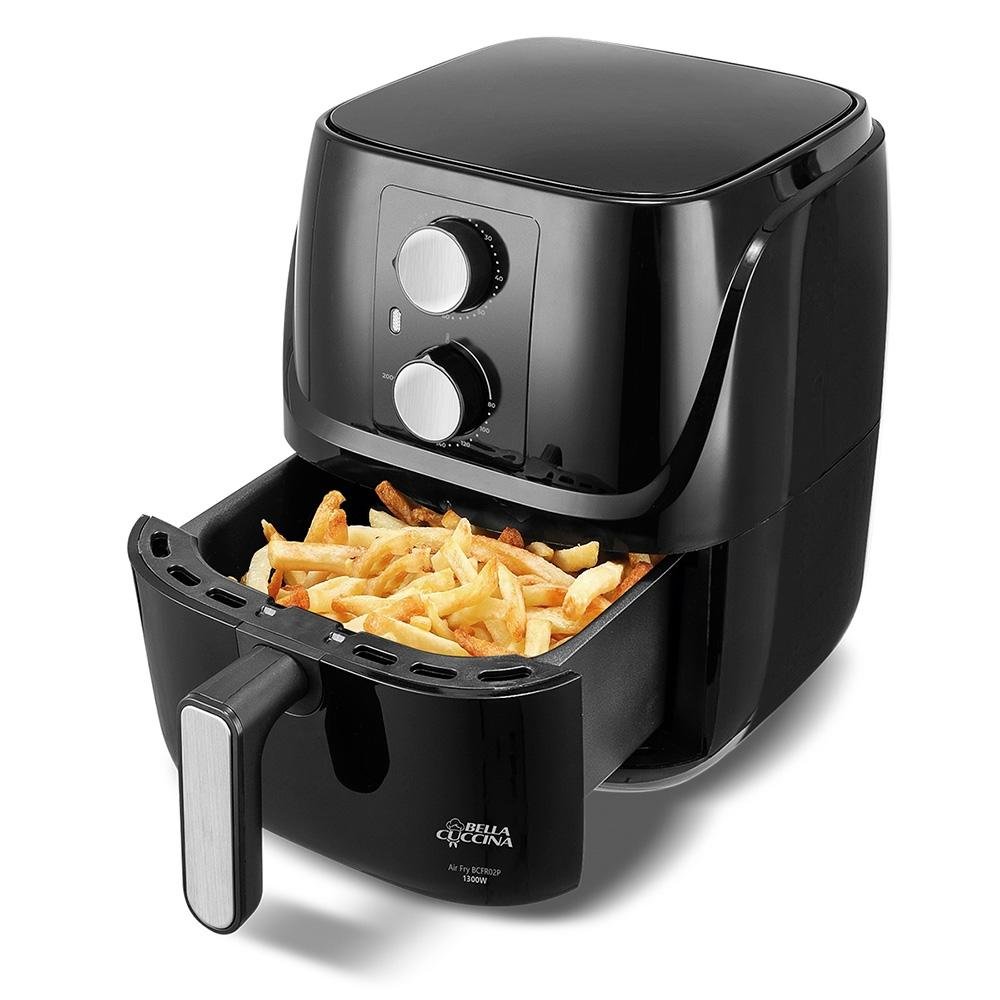 Fritadeira Air Fryer Sem Óleo Britânia, Bella Cuccina BCFR02P 3L, 1300W, 127V, Antiaderente, Preto - 63801082 Fritadeira Air Fryer Sem Óleo Britânia, Bella Cuccina BCFR02P 3L, 1300W, 127V, Antiaderente, Preto - 63801082