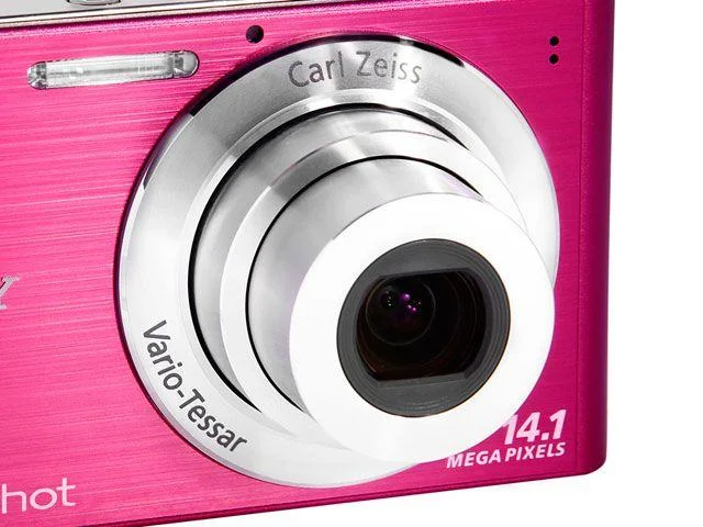 Câmera Digital Sony Cyber-shot DSC-W320 14.1MP