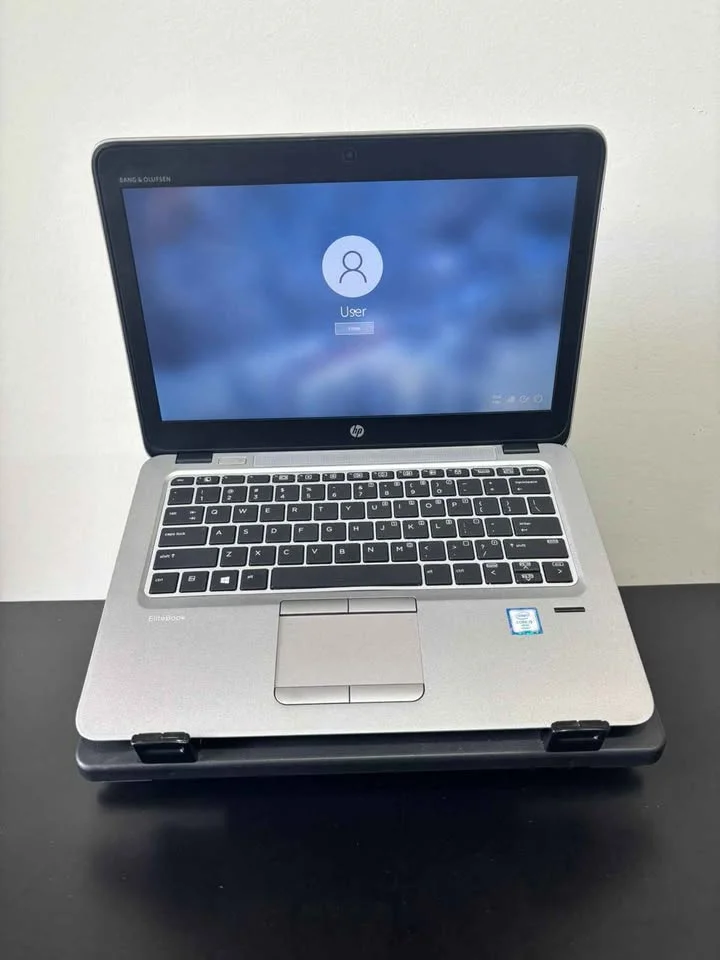 Usado - Notebook Hp Elitebook 820 G3 | i5 6ª Geração | 8GB | SSD 128GB | Tela 12.5 - view 3