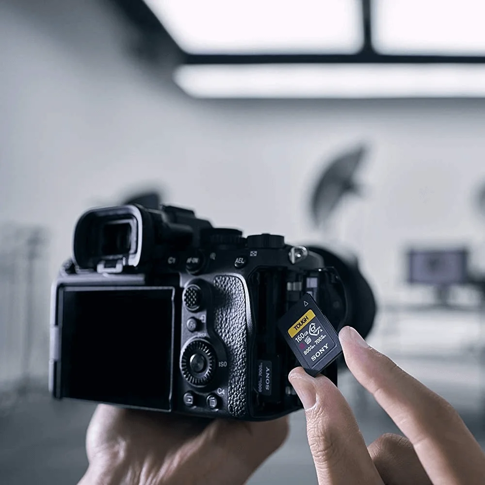 Cartão De Memória Cfexpress 80gb Sony Tough Type A PCie 3.0 De 800 Mb/s (cea-g80t)