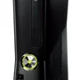 Microsoft XBOX 360 Slim 4gb Standard Cor Matte Black 2 Controles + Kinect + 1 Jogo