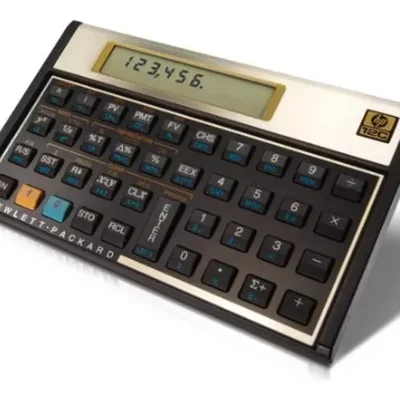 Calculadora Financeira Hp 12c Gold Dourada Com Funções Avançadas Para Cálculos Financeiros E Estatísticos.