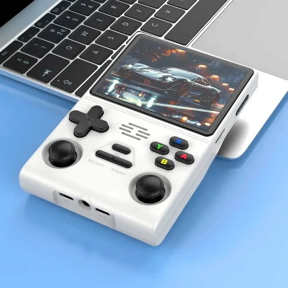 Console Portátil Retro M18 Pro – 3,5" Ips • 64gb • +15.000 Jogos Console Portátil Retro M18 Pro – 3,5" Ips • 64gb • +15.000 Jogos